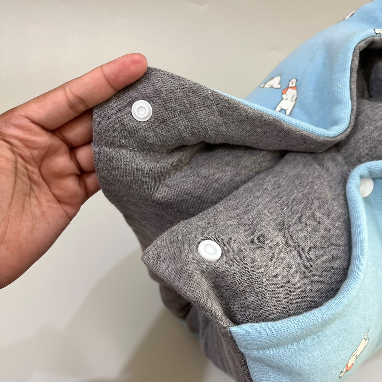 TRAVEL NURSING ARM PILLOW_BEAR BLUE (KAOS)
