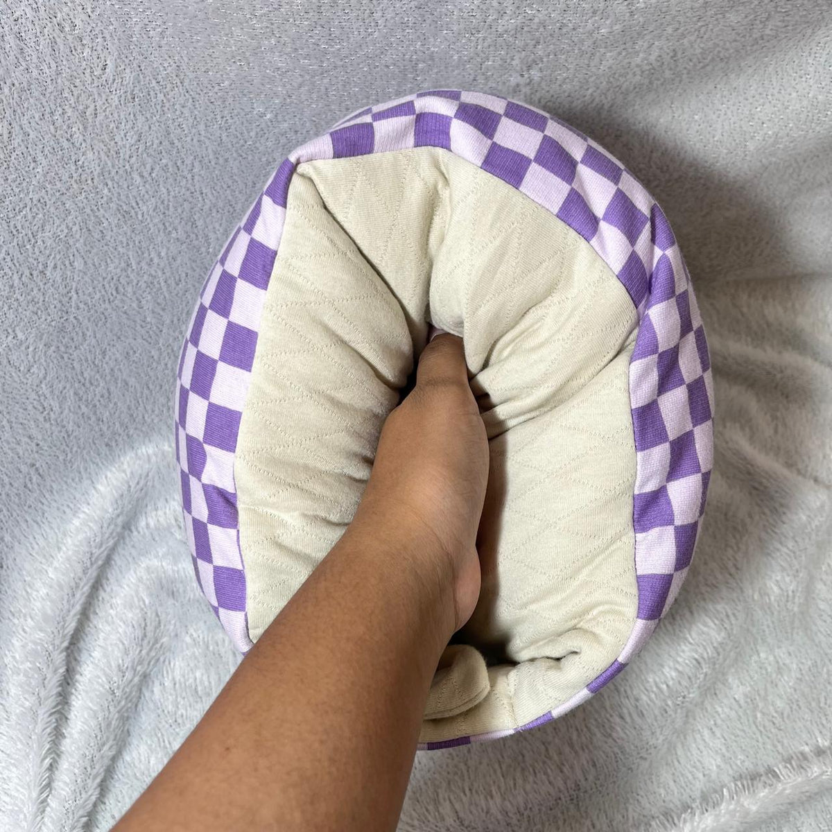 TRAVEL NURSING ARM PILLOW_KOTAK UNGU (KAOS)