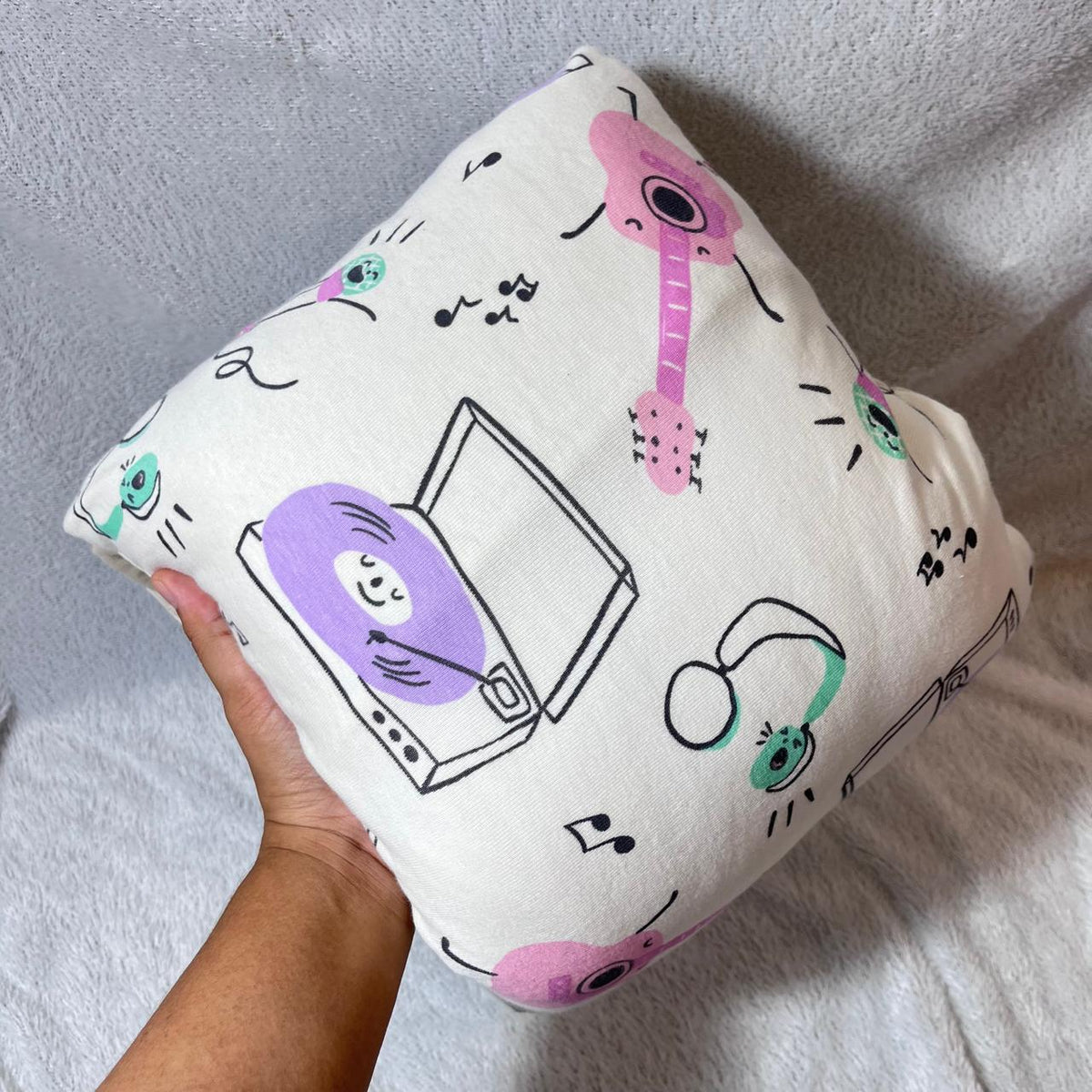 TRAVEL NURSING ARM PILLOW_ALAT MUSIK (KAOS)