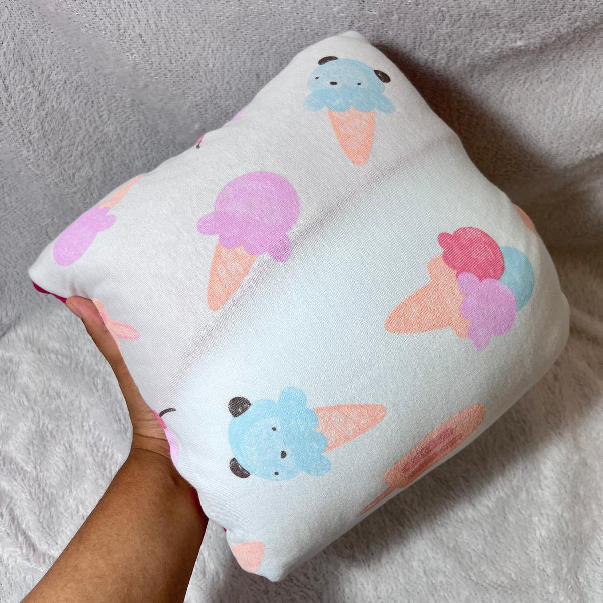 TRAVEL NURSING ARM PILLOW_ICE CREAM (KAOS)