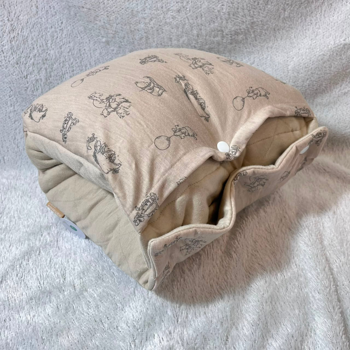 TRAVEL NURSING ARM PILLOW_POOH BEAR BROWN (KAOS)