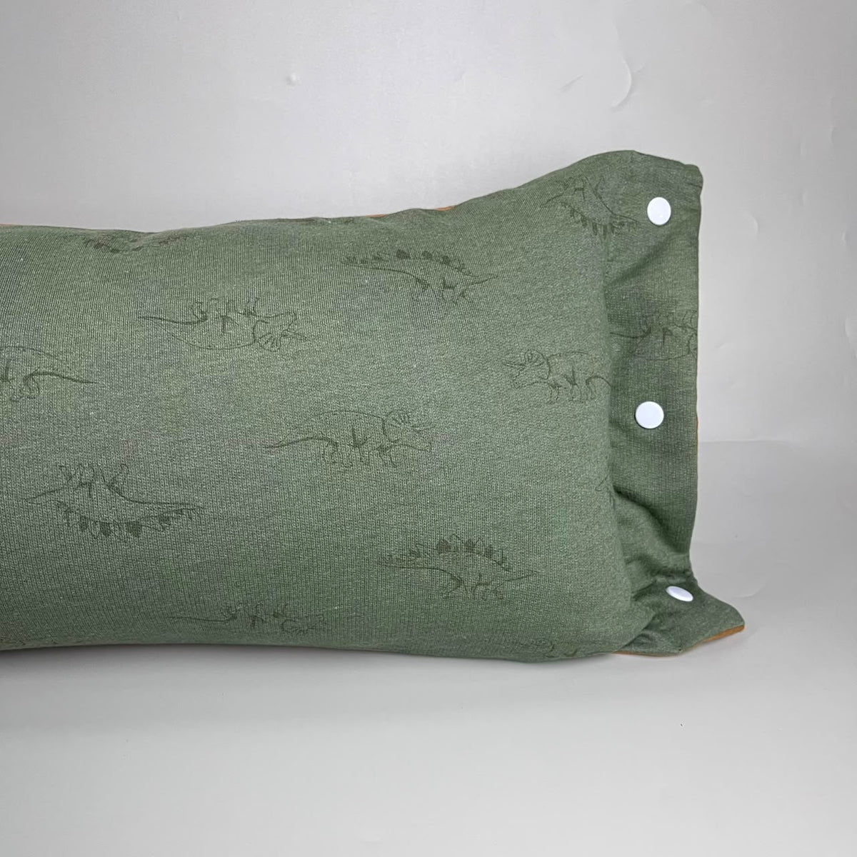 TRAVEL NURSING ARM PILLOW_SHADOW GREEN DINO (KAOS)