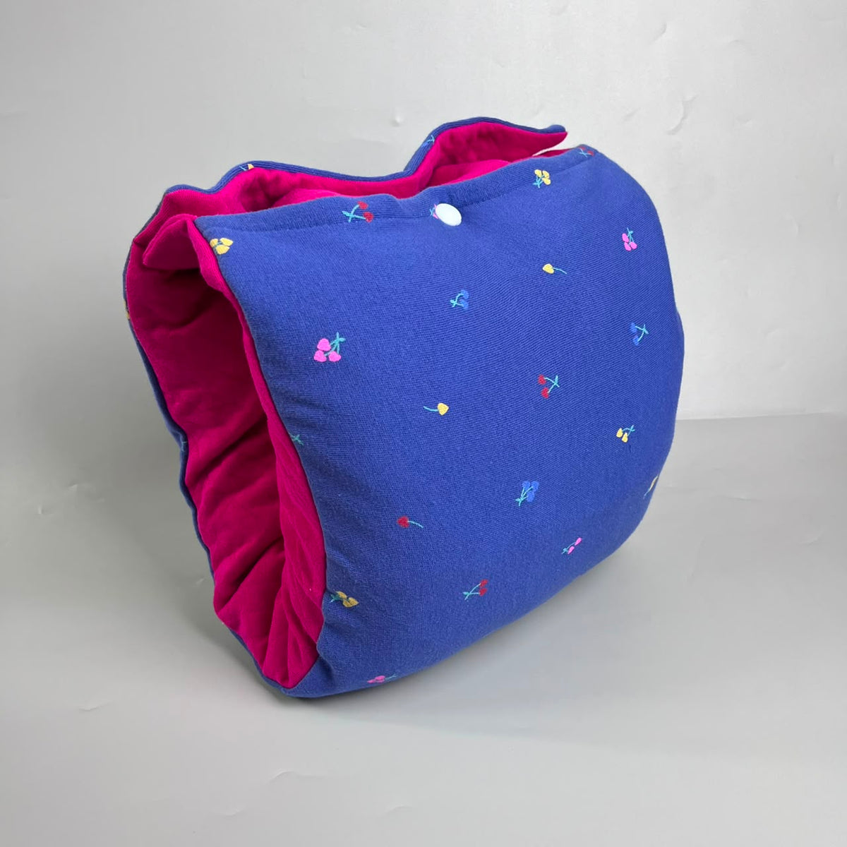 TRAVEL NURSING ARM PILLOW_CHERRY NAVY (KAOS)