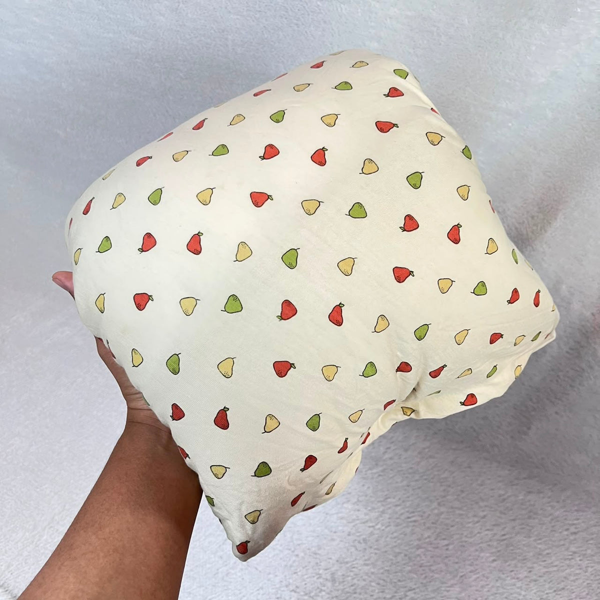 TRAVEL NURSING ARM PILLOW_PEAR (KAOS)