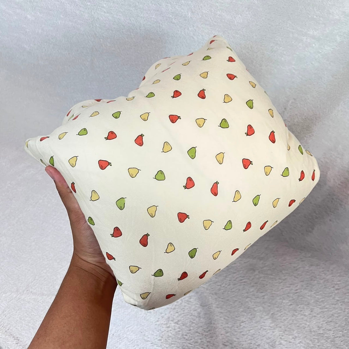 TRAVEL NURSING ARM PILLOW_PEAR (KAOS)
