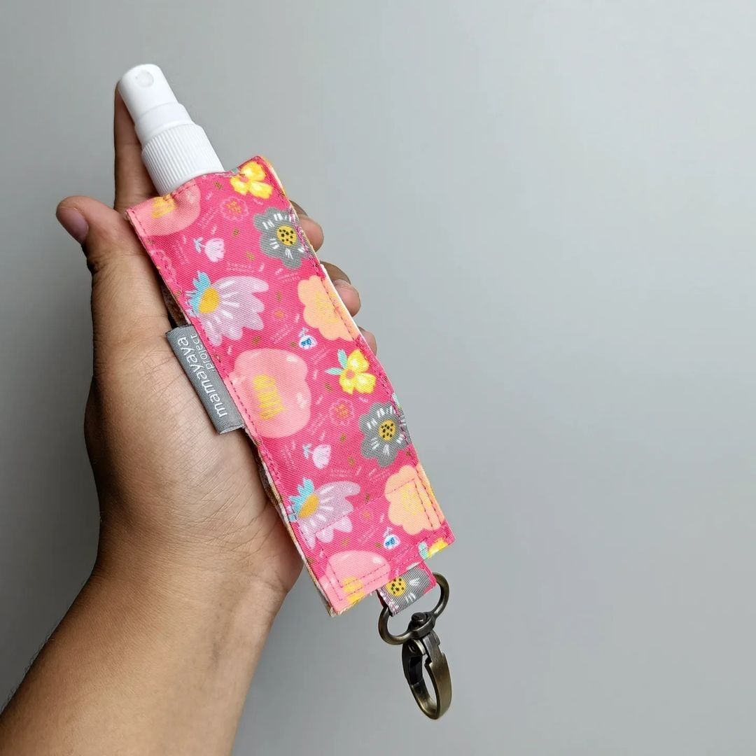 HAND SANITIZER HOLDER_C4199_AYANA FUCHSIA_MILKY